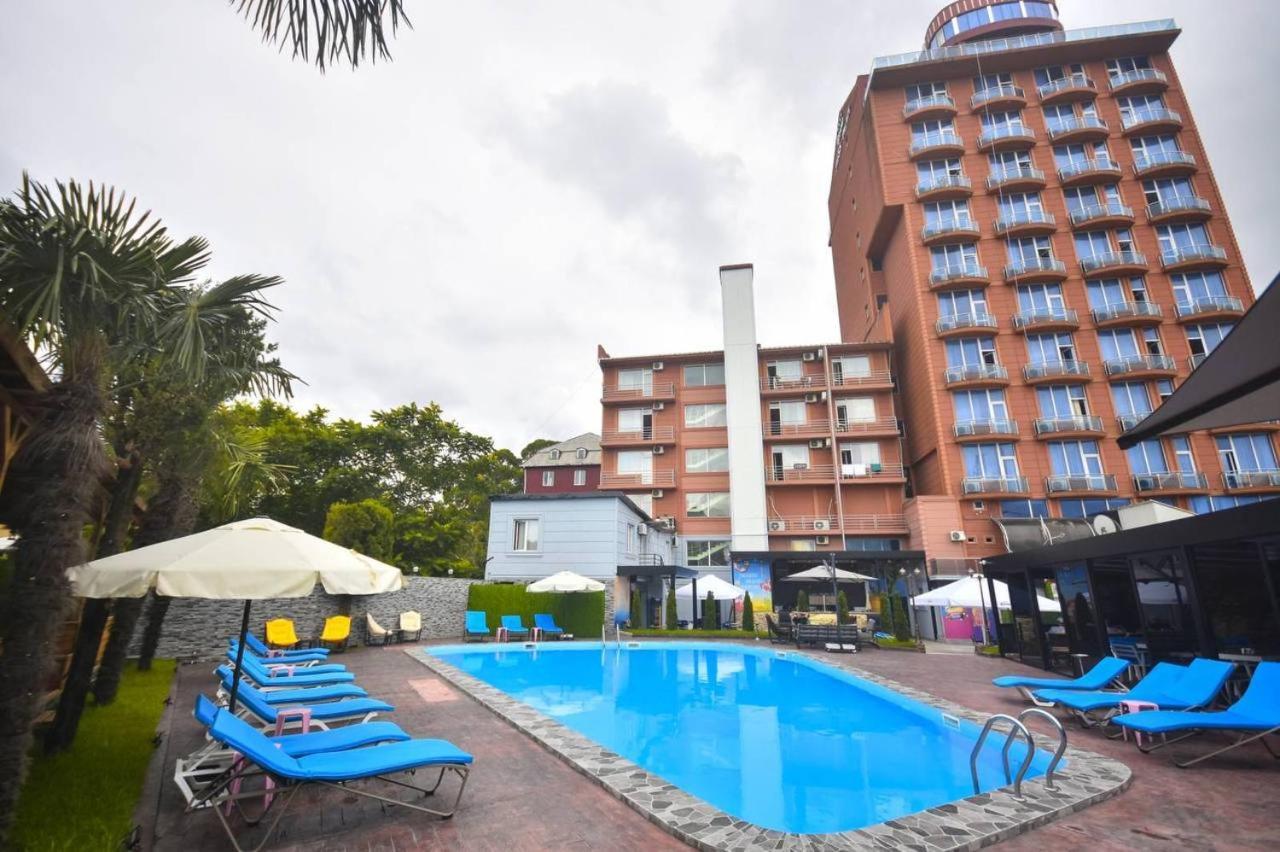 Hotel Genatsvale باتومي المظهر الخارجي الصورة
