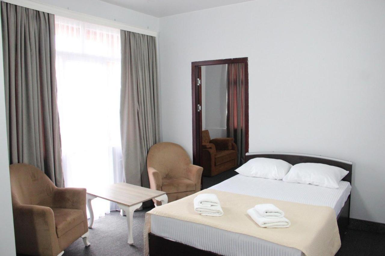 Hotel Genatsvale باتومي المظهر الخارجي الصورة
