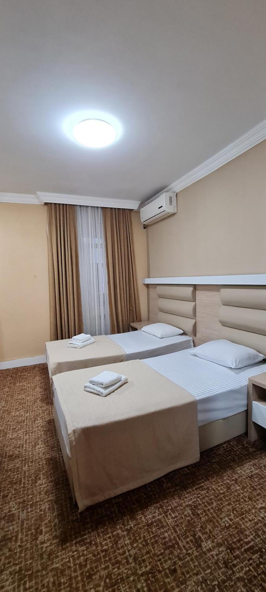 Hotel Genatsvale باتومي الغرفة الصورة